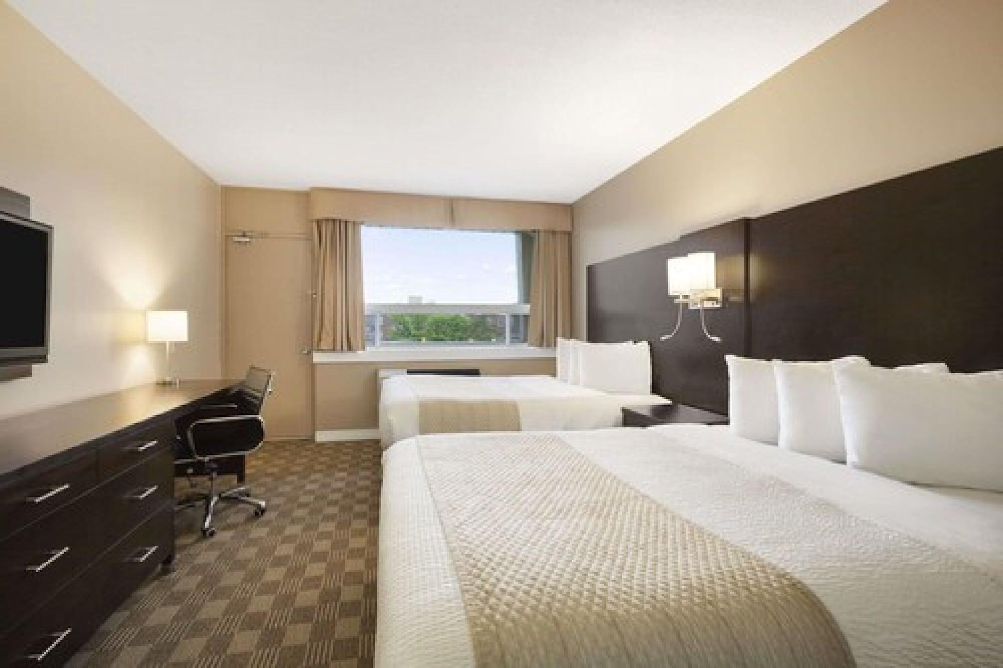 Days Inn & Suites By Wyndham North Bay Downtown Esterno foto