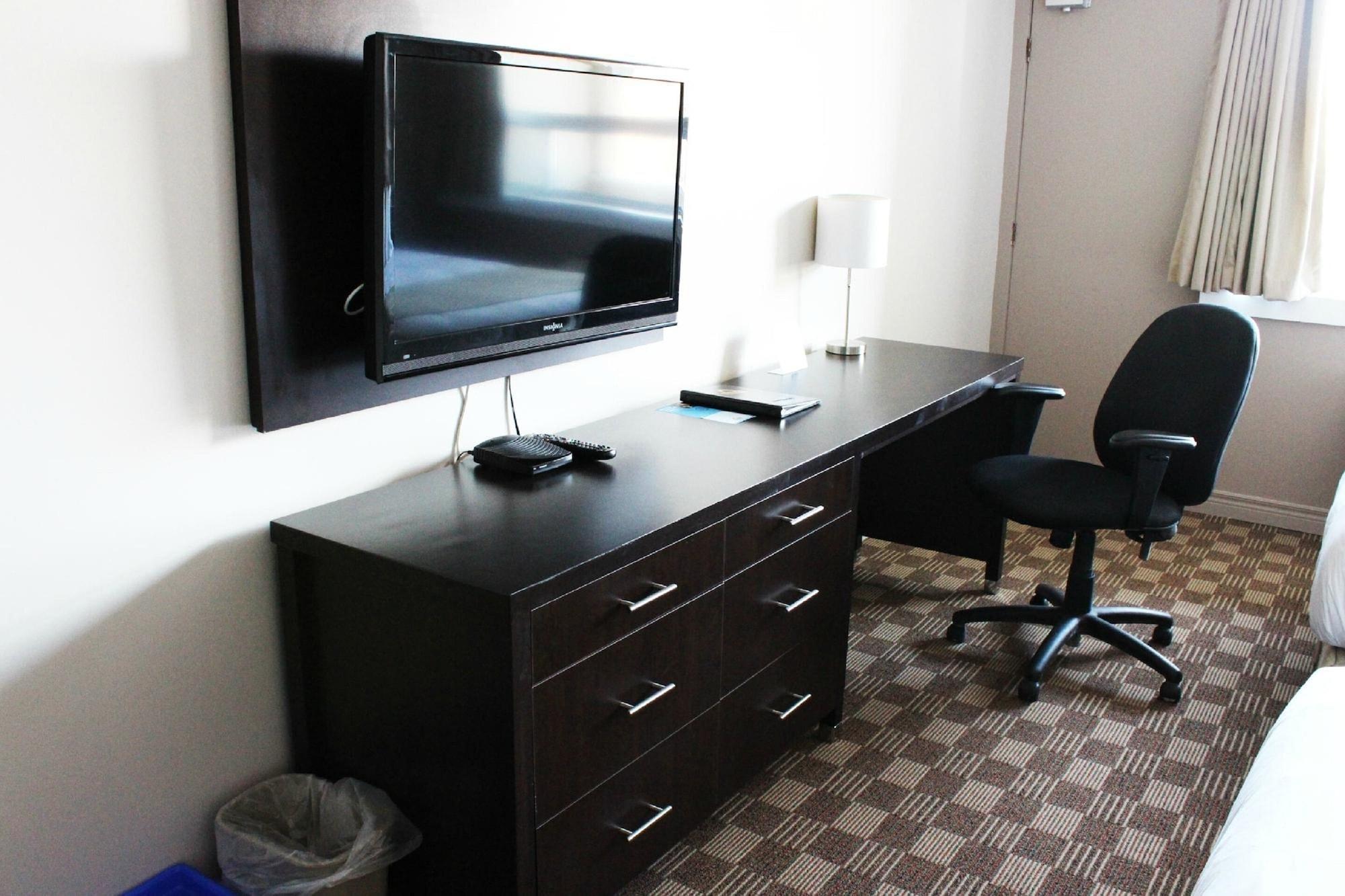 Days Inn & Suites By Wyndham North Bay Downtown Esterno foto