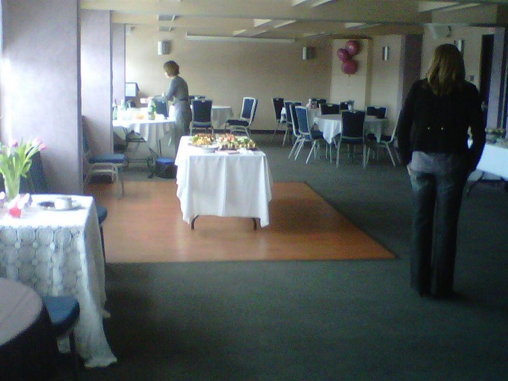Days Inn & Suites By Wyndham North Bay Downtown Esterno foto