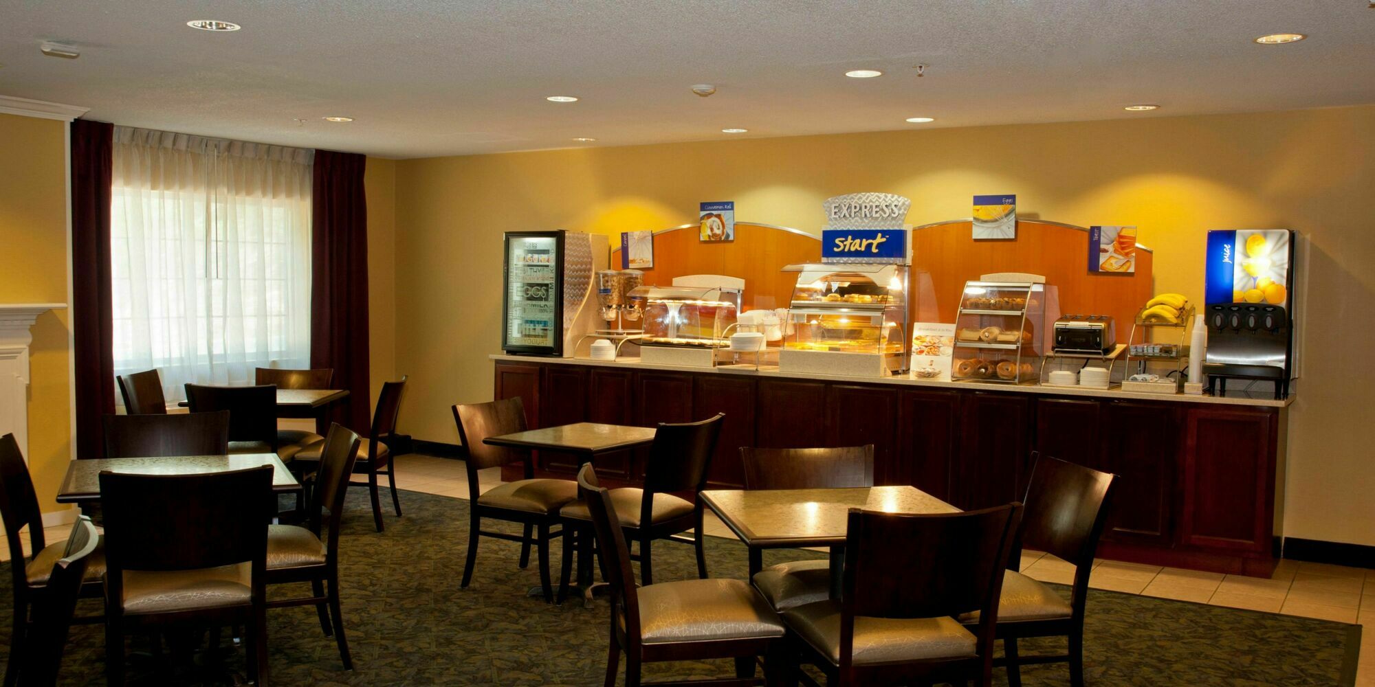 Days Inn & Suites By Wyndham North Bay Downtown Esterno foto